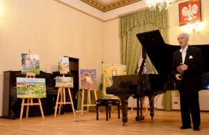 Juliusz Adamowski - 1232nd Liszt Evening, District Office in Trzebnica 24th Nov 2016.  <br> The concert was accompanied by the exhibition 5th International Painting Location ”Trzebnica 2016”. <br> Photo by Waldemar Marzec.